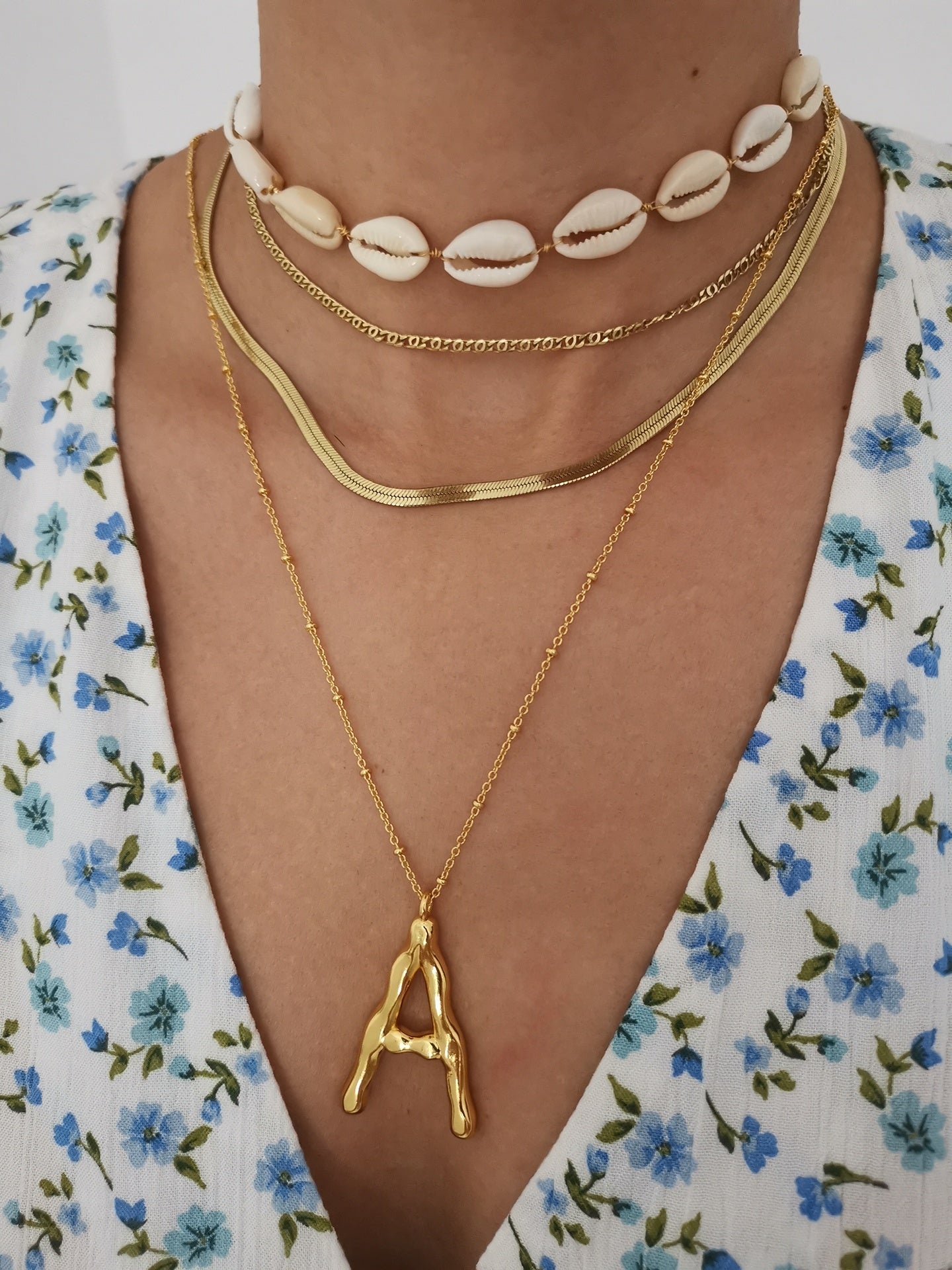 Collar Kai Gold