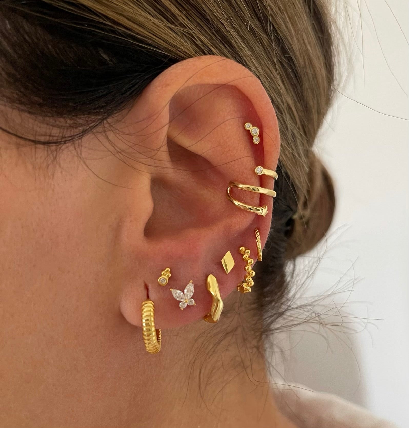 Amy Gold Hoop Earrings